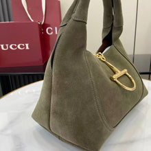 Load image into Gallery viewer, Medium Softbit Bag
