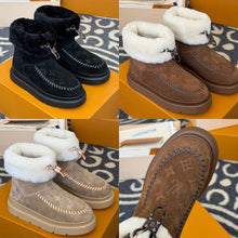 Load image into Gallery viewer, Fur Boots
