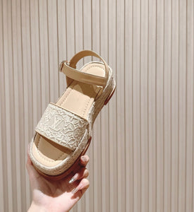 Logo Wedges