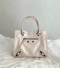 Load image into Gallery viewer, City Tote
