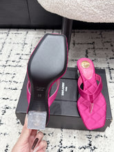 Load image into Gallery viewer, Satin Sandals

