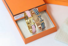 Load image into Gallery viewer, Clic Bracelet
