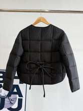Load image into Gallery viewer, Caramagne Jacket
