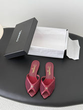 Load image into Gallery viewer, CC Sandals
