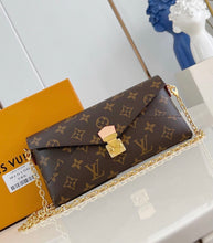 Load image into Gallery viewer, Kirigami Chain Bag
