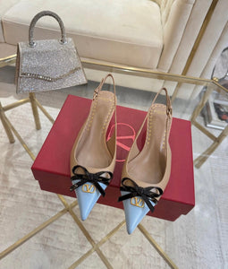 Bow Pumps