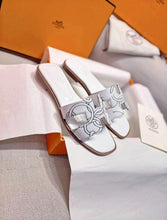 Load image into Gallery viewer, Oran Sandals
