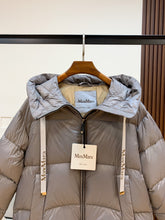 Load image into Gallery viewer, The Cube Jacket
