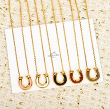 Load image into Gallery viewer, Horseshoe Necklace
