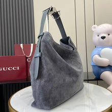 Load image into Gallery viewer, Beatrix Tote
