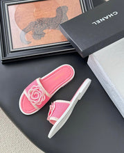 Load image into Gallery viewer, CC Sandals

