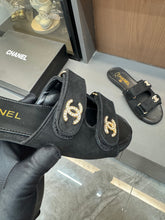 Load image into Gallery viewer, CC Sandals
