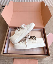 Load image into Gallery viewer, Logo Trainers
