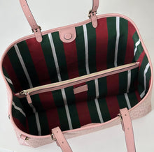 Load image into Gallery viewer, GG Shopping Bag
