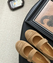 Load image into Gallery viewer, CC Pumps
