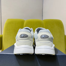 Load image into Gallery viewer, B30 Trainers
