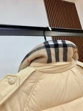 Load image into Gallery viewer, Logo Parka
