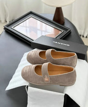 Load image into Gallery viewer, CC Pumps
