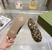 Load image into Gallery viewer, Horsebit Shoes
