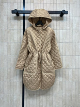 Load image into Gallery viewer, Etelan Coat
