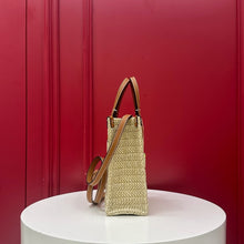 Load image into Gallery viewer, Mini Straw Tote
