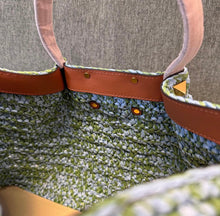 Load image into Gallery viewer, Raffia Tote
