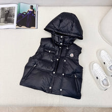 Load image into Gallery viewer, Pario Gilet

