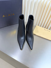 Load image into Gallery viewer, Leather Boots
