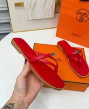 Load image into Gallery viewer, Miss Sandals
