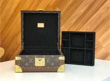 Load image into Gallery viewer, Jewellery Case
