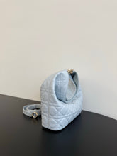 Load image into Gallery viewer, Toujours Hobo
