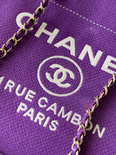 Load image into Gallery viewer, Deauville Tote
