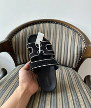 Load image into Gallery viewer, Chypre Sandals
