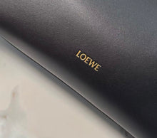 Load image into Gallery viewer, Madrid Large
