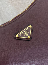 Load image into Gallery viewer, Aimee Shoulder Bag
