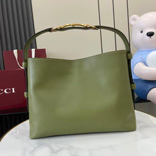 Load image into Gallery viewer, Beatrix Tote

