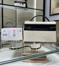 Load image into Gallery viewer, Trendy Vanity
