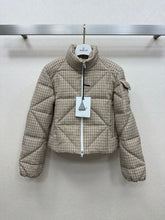Load image into Gallery viewer, Keris Jacket
