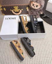 Load image into Gallery viewer, Leather Sandals
