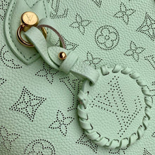 Load image into Gallery viewer, Blossom Tote
