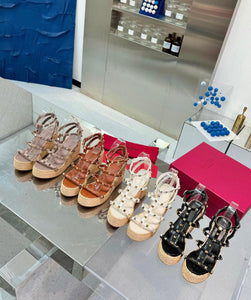 Rockstud Wedges