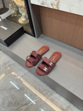 Load image into Gallery viewer, CC Sandals
