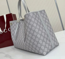 Load image into Gallery viewer, GG Shopping Bag
