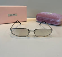 Load image into Gallery viewer, Logo Sunglasses

