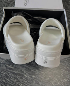 Triomphe Slides