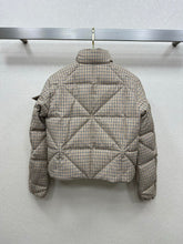 Load image into Gallery viewer, Keris Jacket
