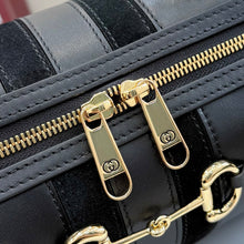 Load image into Gallery viewer, Boston Bag
