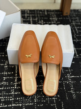 Load image into Gallery viewer, Leather Loafers

