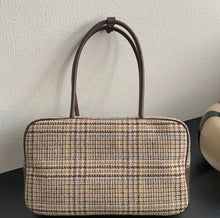 Load image into Gallery viewer, Beau Bag
