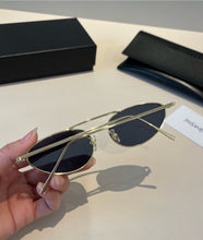 Load image into Gallery viewer, Logo Sunglasses
